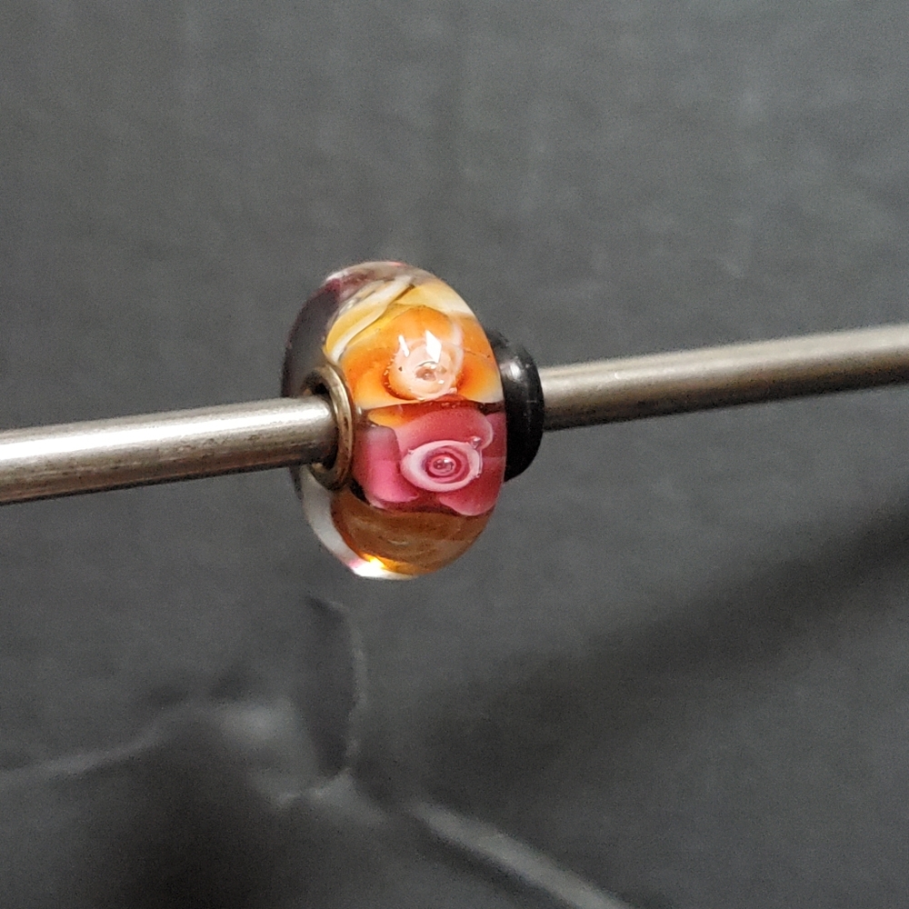*SOLD* Trollbeads Roses for Mom NIB